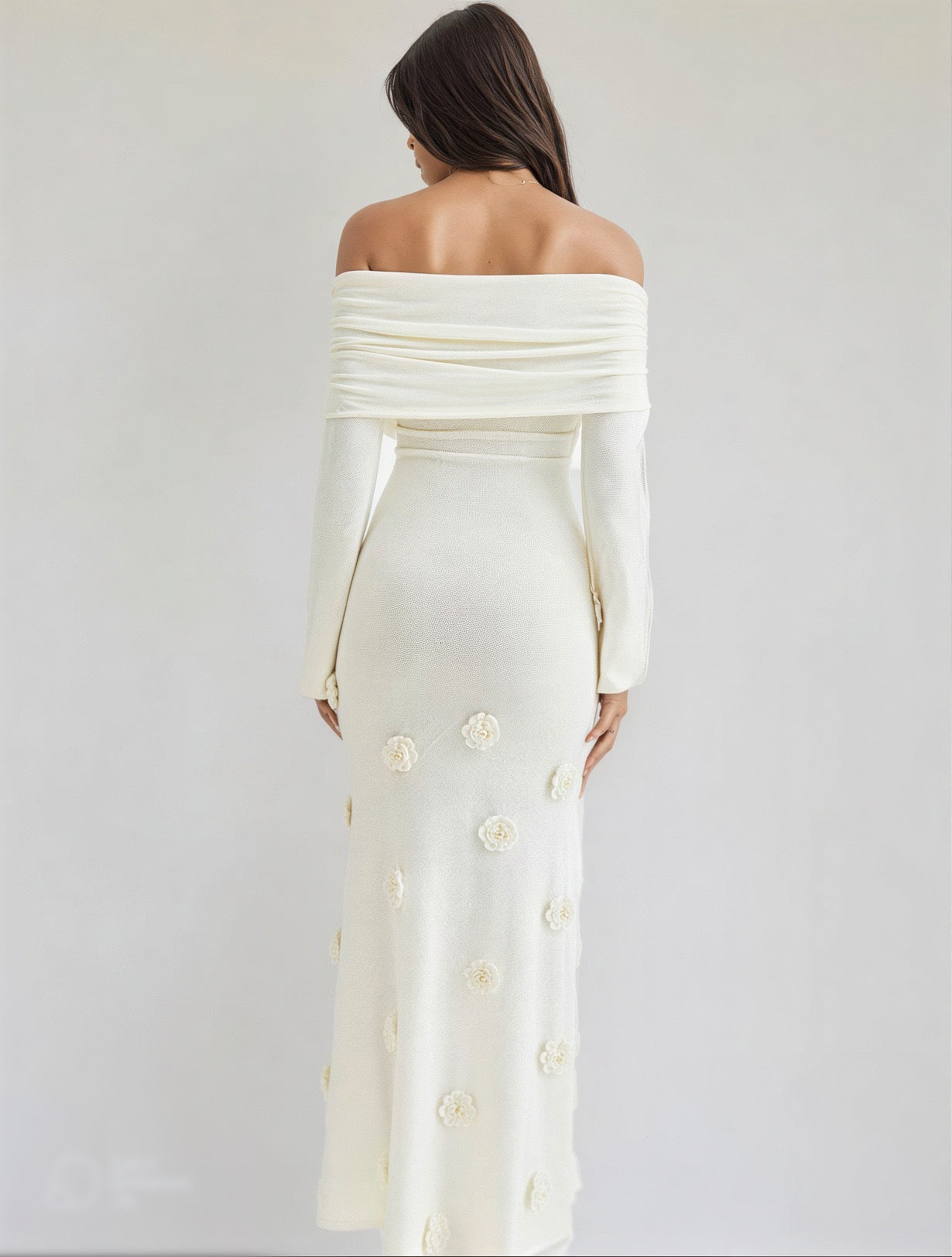 Alessia Off-Shoulder Maxi Dress